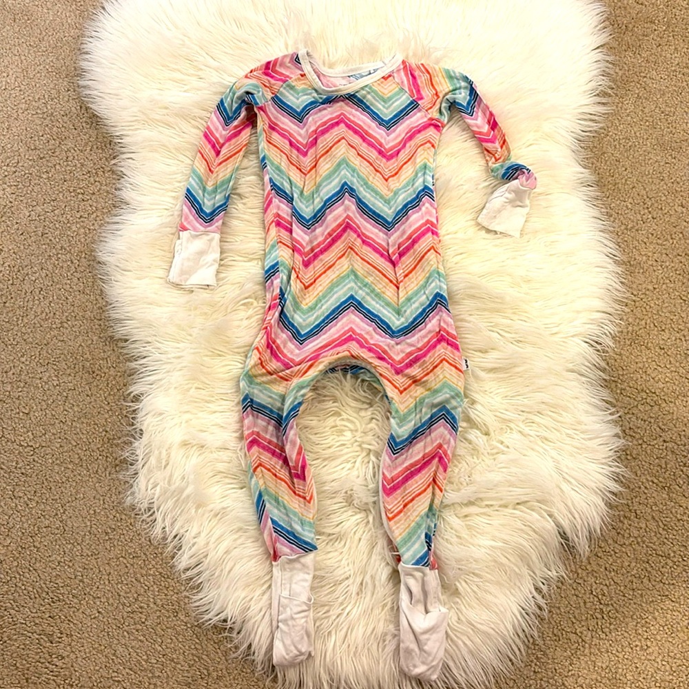 Little Sleepies rainbow crescent zippy